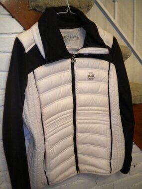 Michael Kors Women's Black and White Puffer Jacket